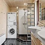 Dom wakacyjny 3 Bedroom Beautiful In Logstor