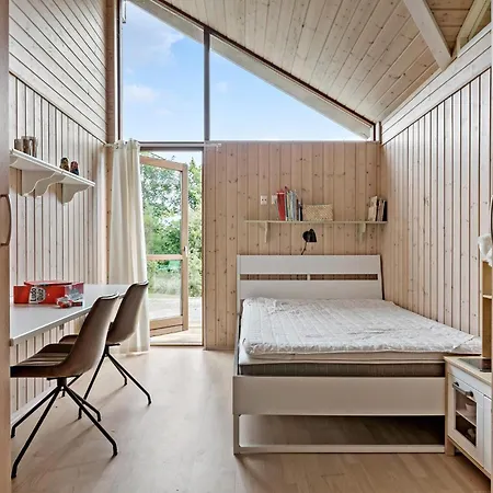 Vakantiehuis 3 Bedroom Beautiful In