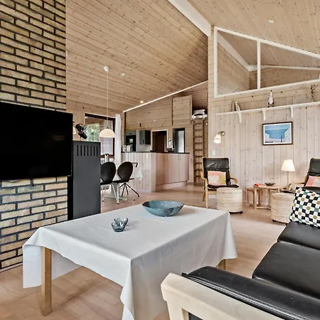 3 Bedroom Beautiful In *