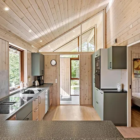 Vakantiehuis 3 Bedroom Beautiful In Logstor